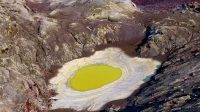 Fenomena ‘Telur Ceplok’ Muncul di Kawah Gunung Anak Krakatau, Ternyata Ini Penyebabnya